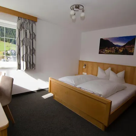 B&B Garni Dorfblick 이스크글