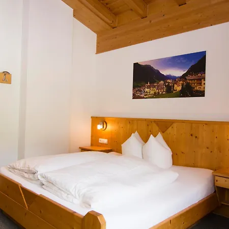 Frühstückspension Garni Dorfblick 3*